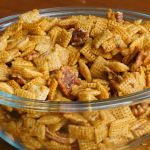 Praline Party Crunch Mix